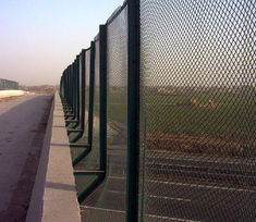 護(hù)欄工程在建筑工程中的關(guān)鍵作用——以明山裝飾為例