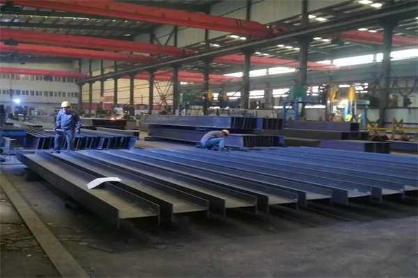 保定貴和鴻興鋼結(jié)構(gòu)定制 建筑工程領(lǐng)域的專(zhuān)業(yè)生產(chǎn)廠(chǎng)家